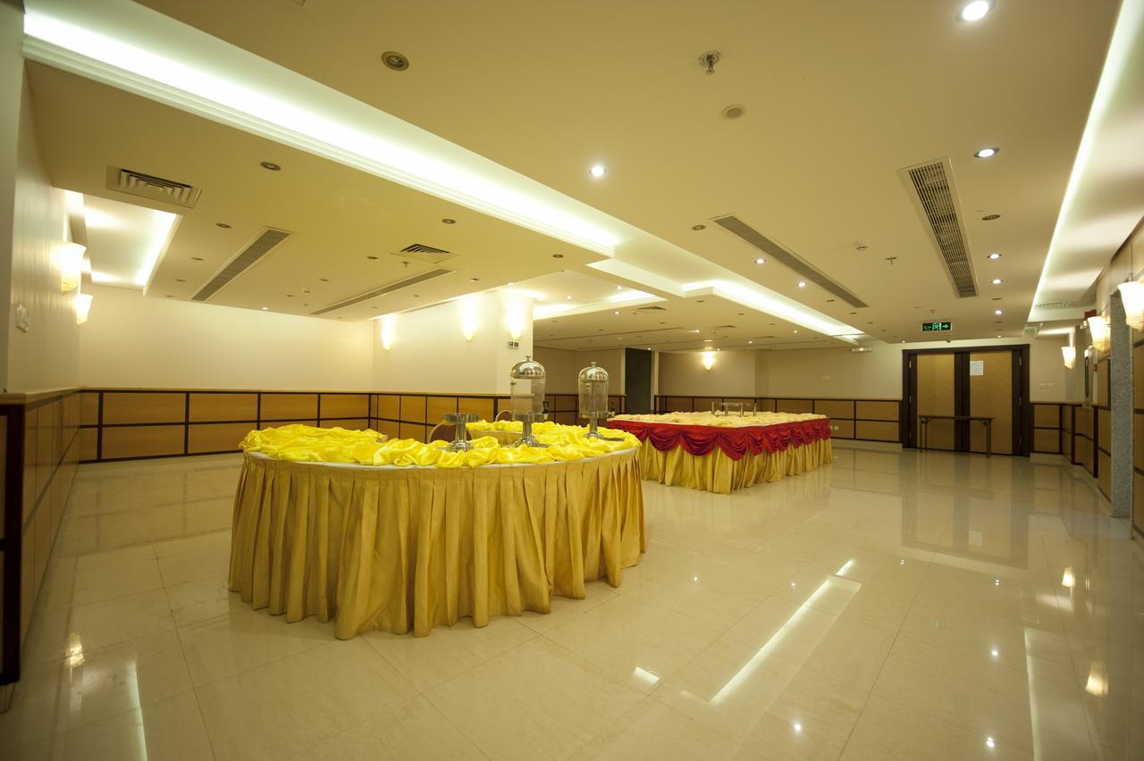 Hotel Al Fajr Al Badeaa 4 *