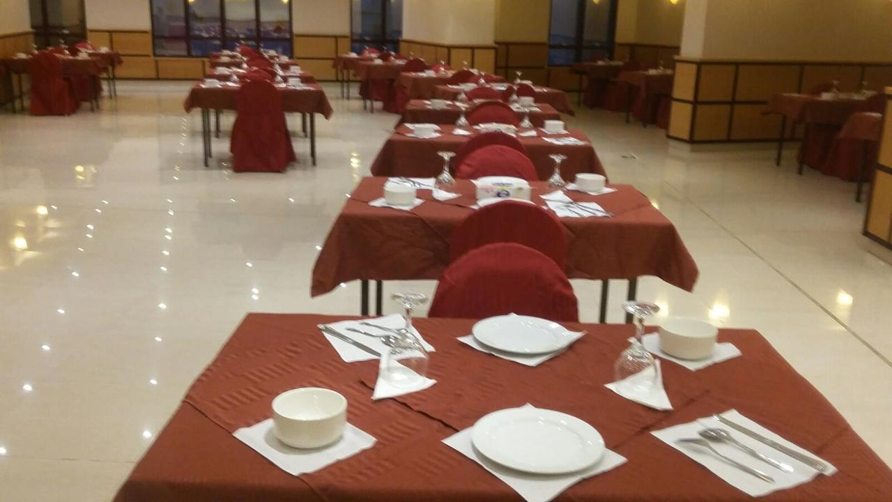 Hotel Al Fajr Al Badeaa 4 *